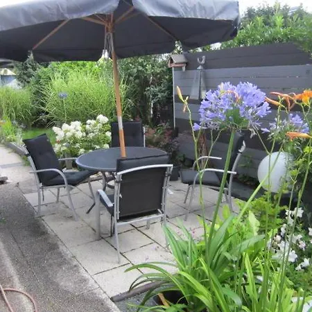 Schonlau Homestay *
