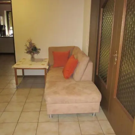 Schonlau Homestay Oberasbach